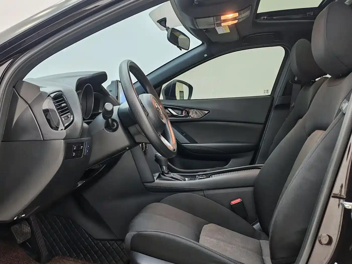 Mazda CX-4 2021 2.0L Automatic 2WD Blue Sky Vitality Edition — миниатюра 8
