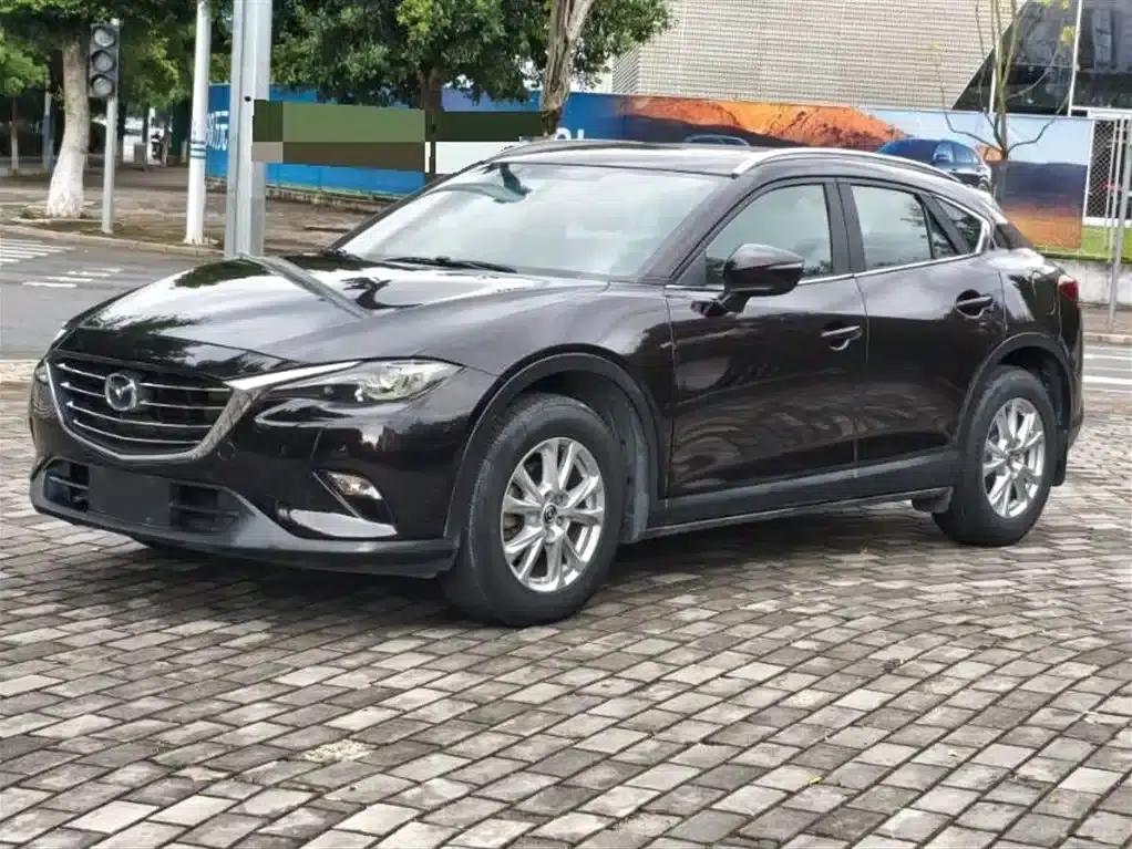 Mazda CX-4 2016 2.0L Automatic 2WD Blue Sky Vitality Edition — миниатюра 1