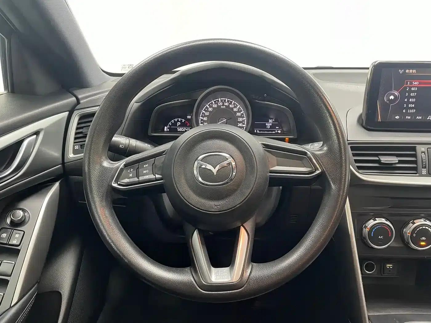 Mazda CX-4 2018 2.0L Automatic 2WD Blue Sky Vitality Edition (National V Emission Standard) — миниатюра 14