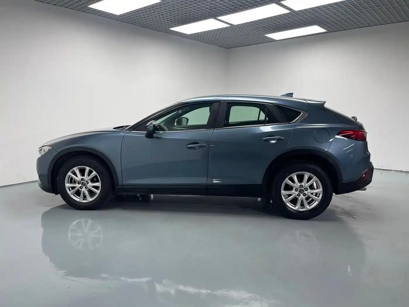 Mazda CX-4 2018 2.0L Automatic 2WD Blue Sky Vitality Edition (National V Emission Standard) — миниатюра 4