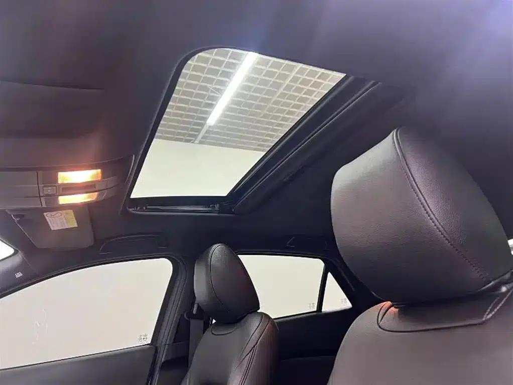 Mazda CX-4 2021 2.0L Automatic 2WD Blue Sky Vitality Edition — миниатюра 11