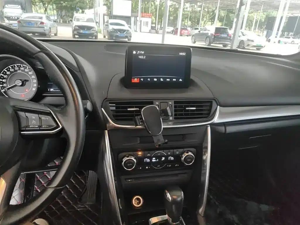 Mazda CX-4 2018 2.0L Automatic 2WD Blue Sky Premium Upgrade Edition (China VI Emission Standard) — миниатюра 13