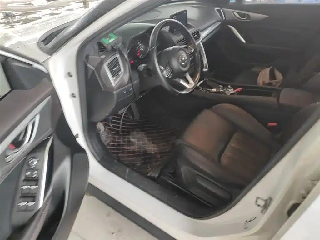 Mazda CX-4 2018 2.0L Automatic 2WD Blue Sky Premium Upgrade Edition (China VI Emission Standard) — миниатюра 16