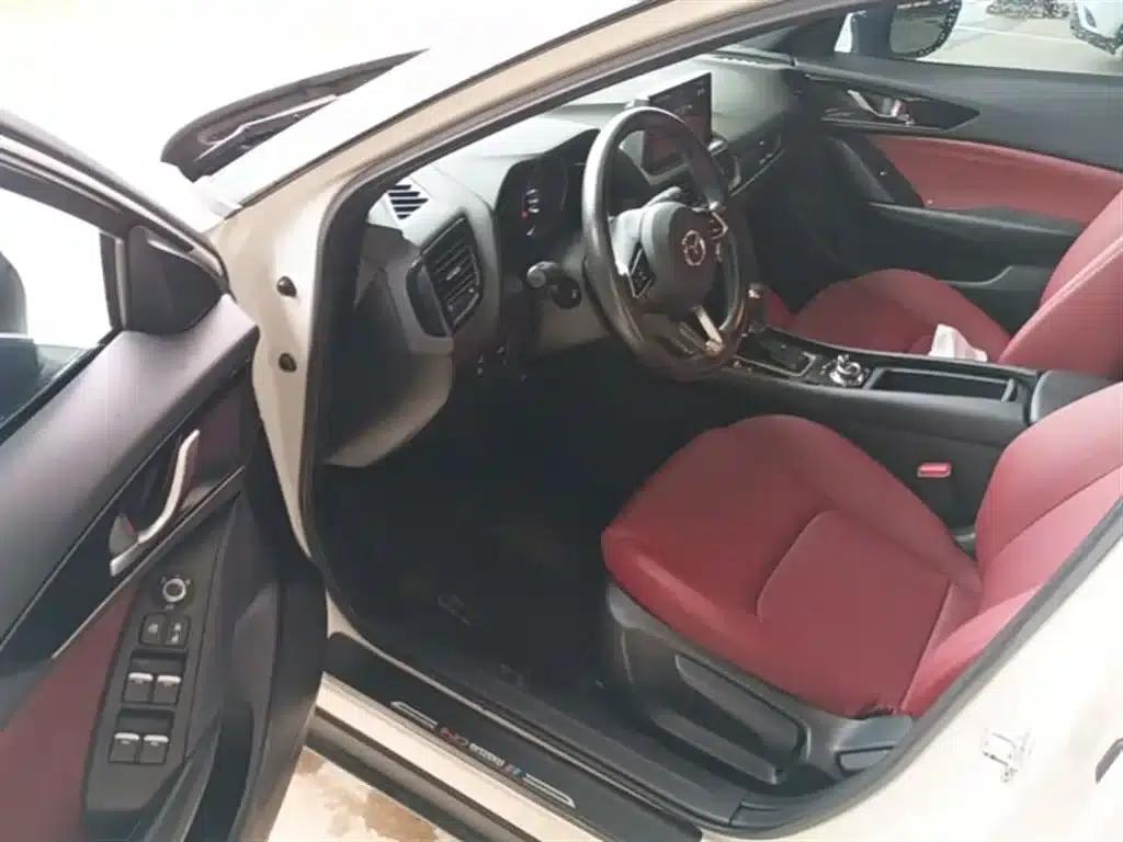 Mazda CX-4 2021 2.0L Automatic 2WD Blue Sky Vitality Edition — миниатюра 15