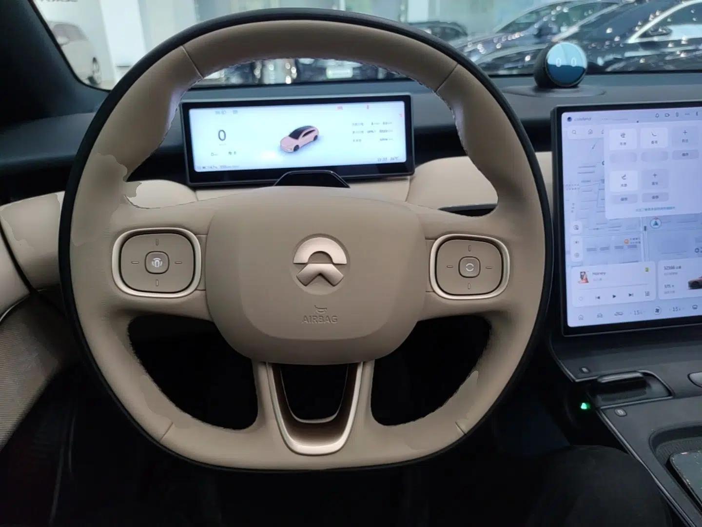 Nio ET5T 2024 75kWh Touring — миниатюра 14