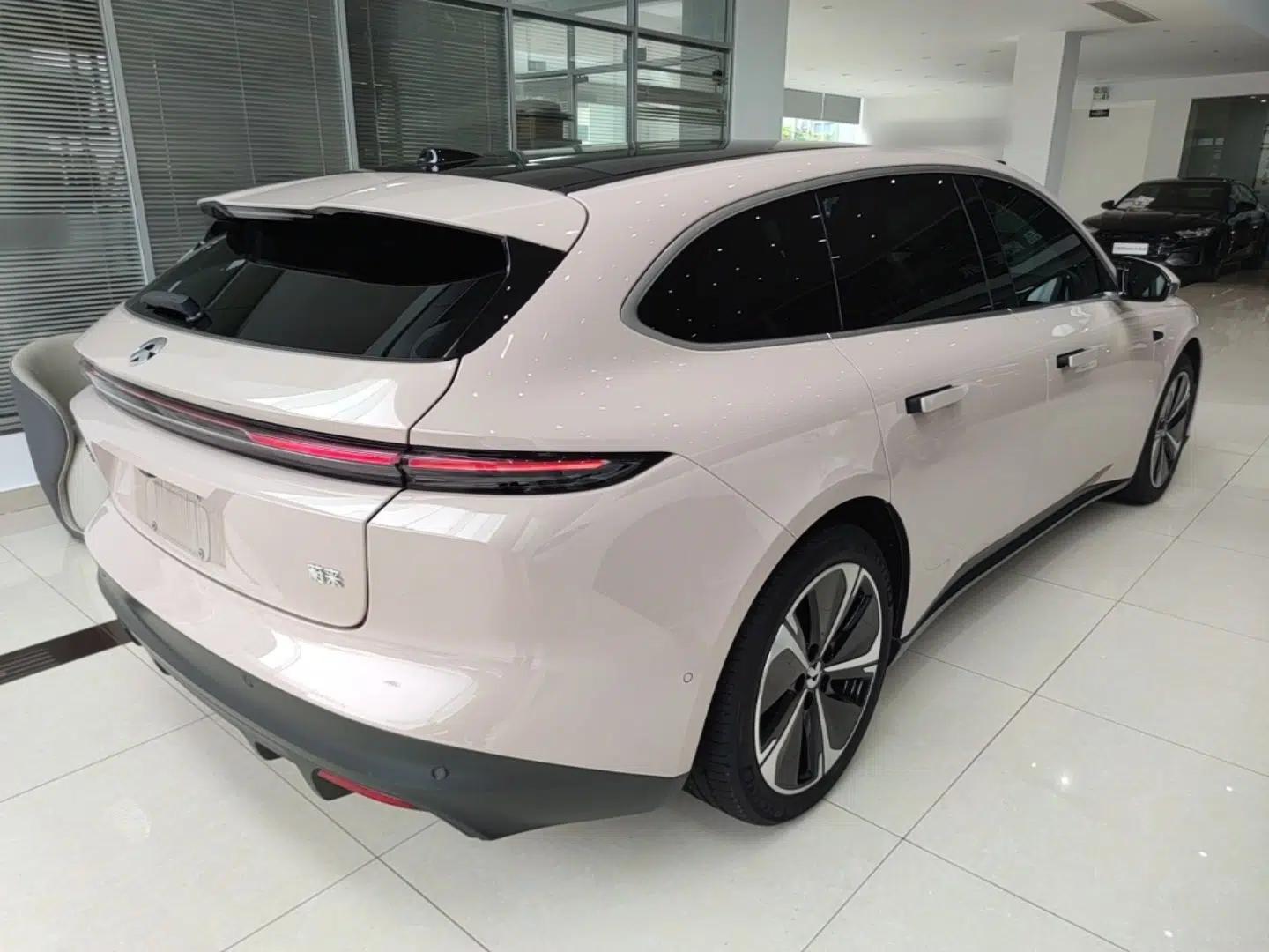 Nio ET5T 2024 75kWh Touring — миниатюра 6