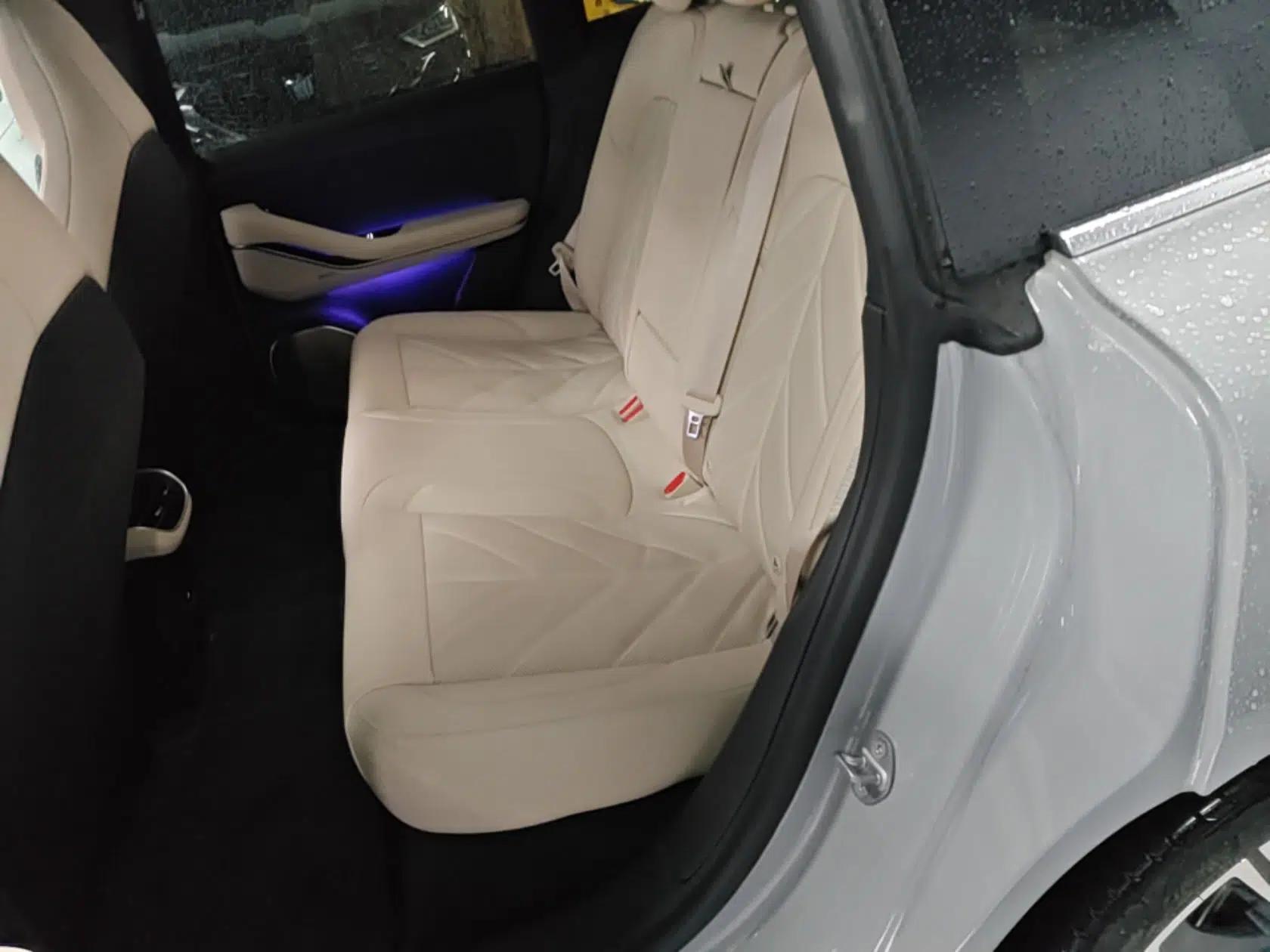 Nio ET5T 2025 75 kWh Touring — миниатюра 20