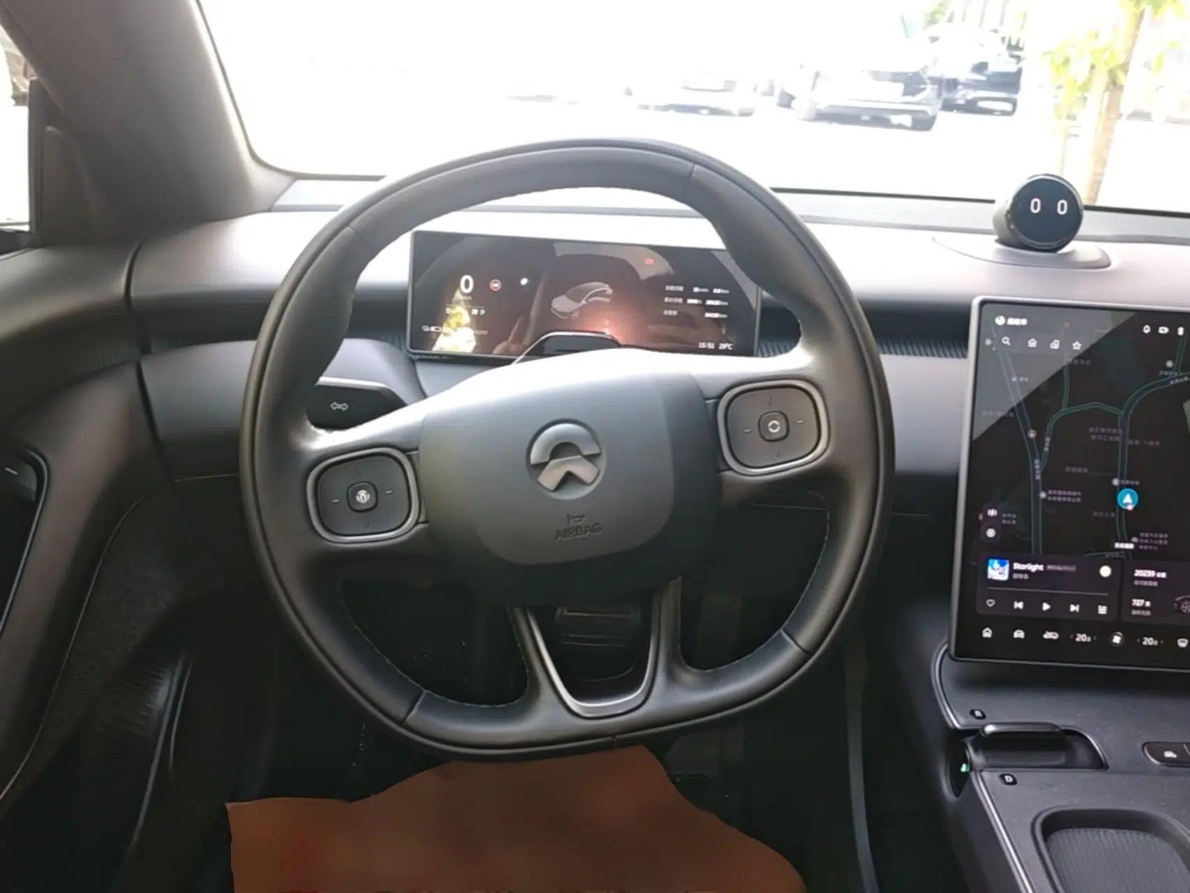Nio ET5T 2024 75kWh Touring — миниатюра 14