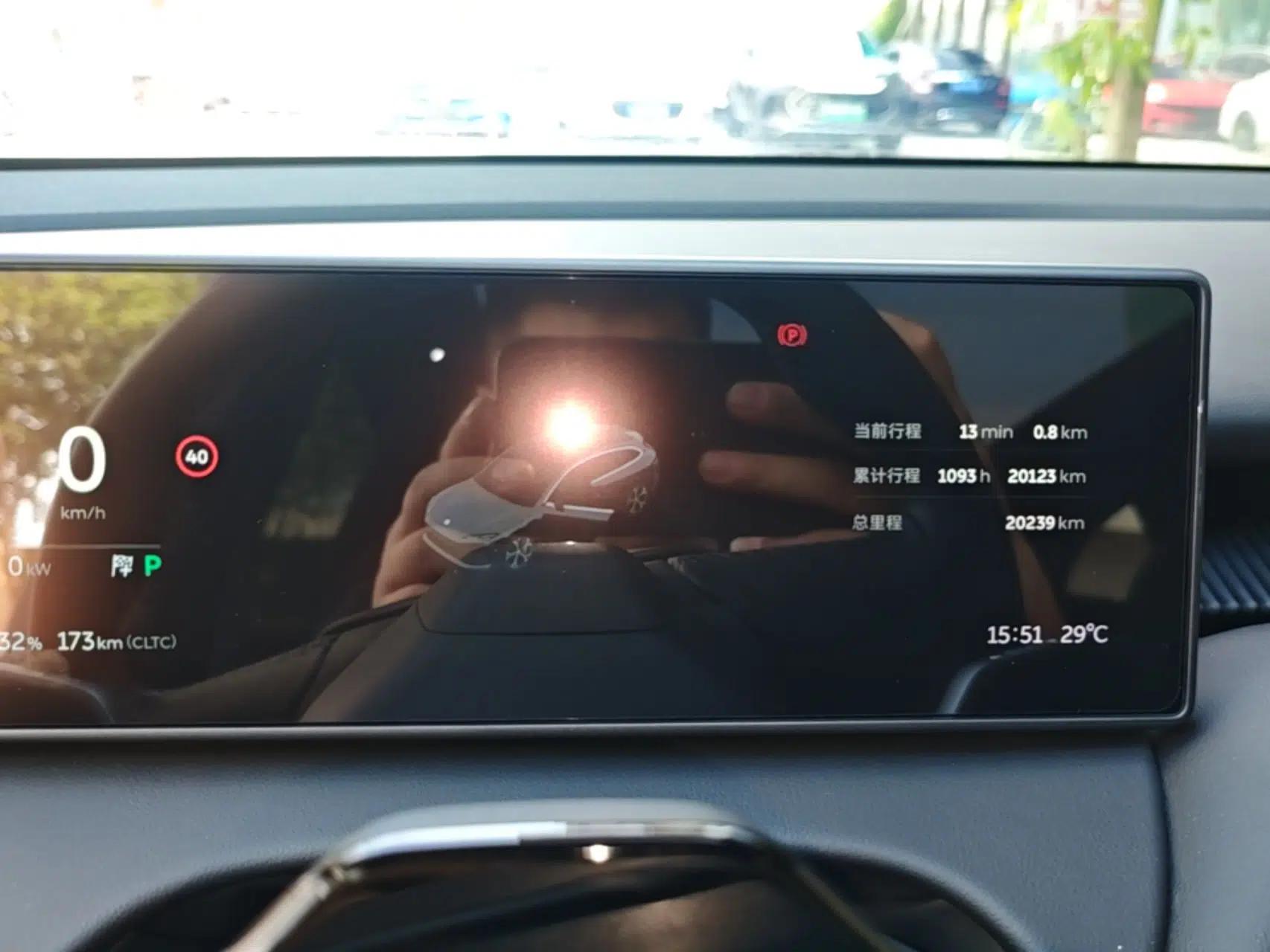 Nio ET5T 2024 75kWh Touring — миниатюра 15