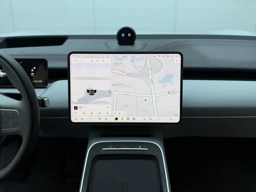 Nio ET5T 2025 75 kWh Touring — миниатюра 27