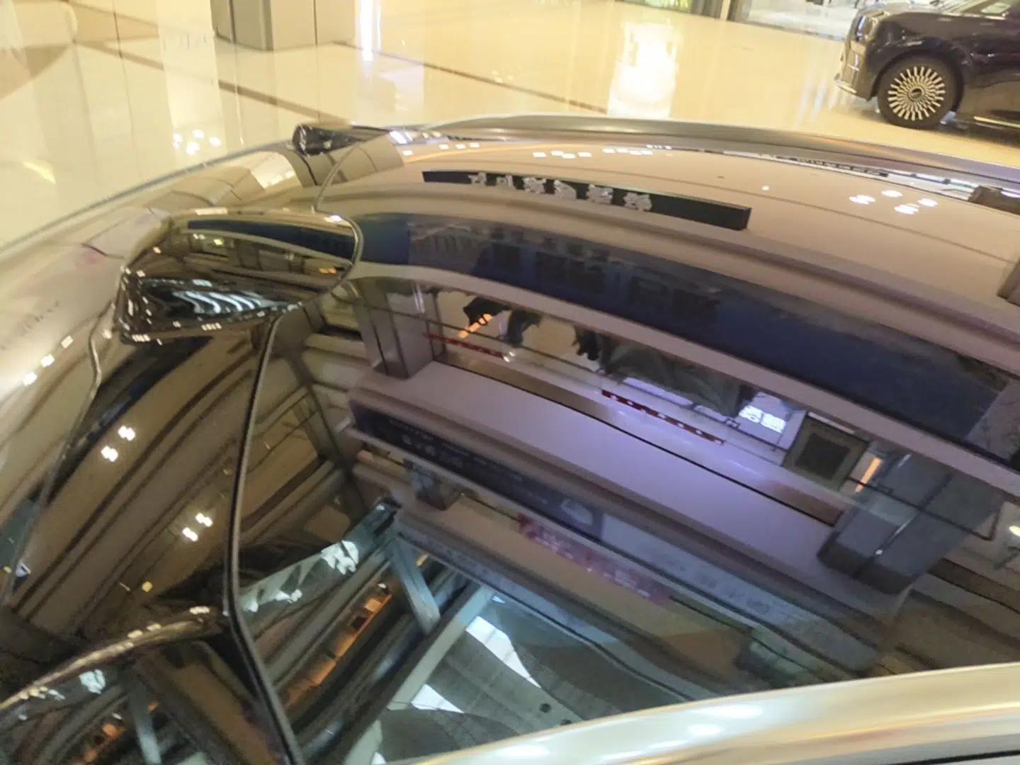 Nio ET5T 2025 75 kWh Touring — миниатюра 9