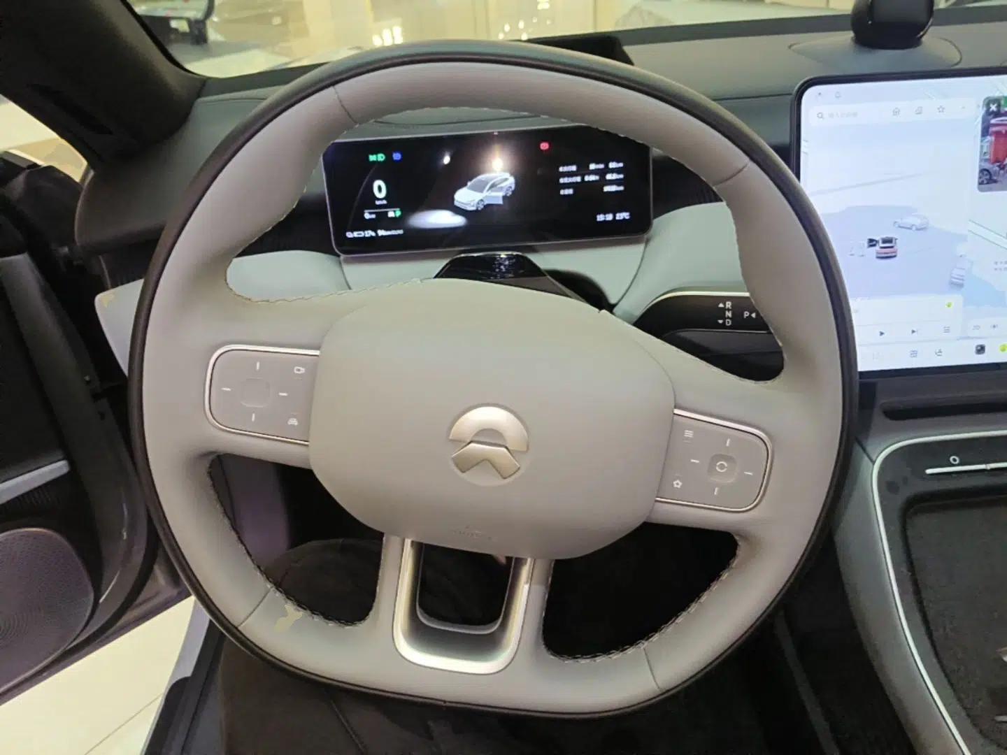 Nio ET5T 2025 75 kWh Touring — миниатюра 10