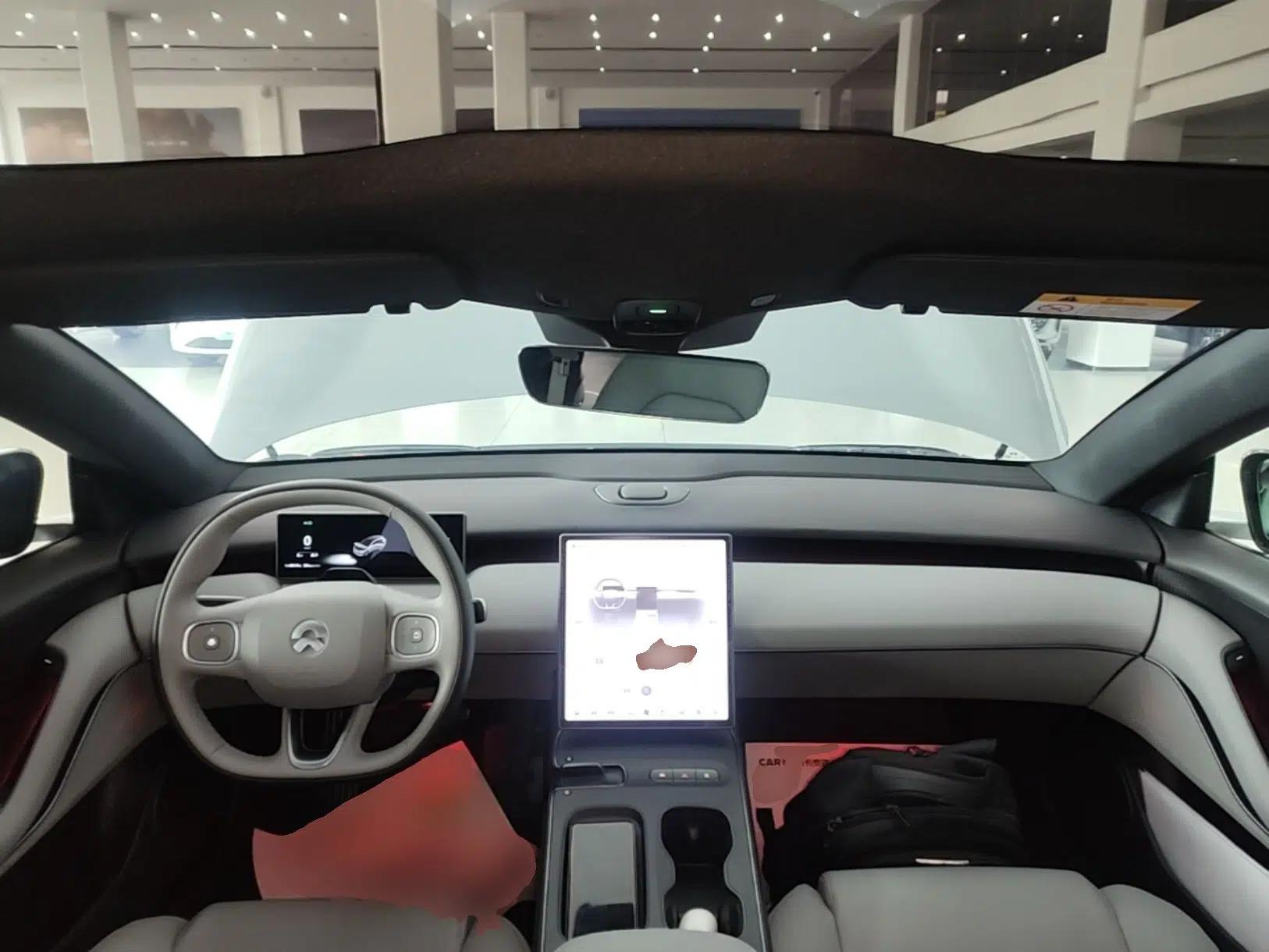 Nio ET5T 2024 75kWh Touring — миниатюра 13