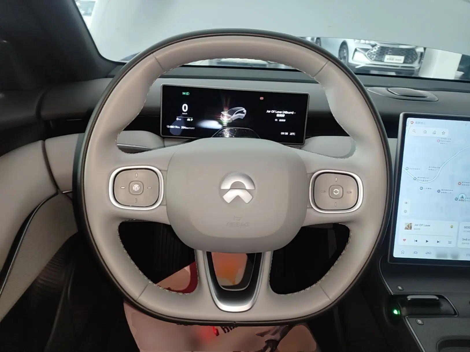 Nio ET5T 2024 75kWh Touring — миниатюра 14