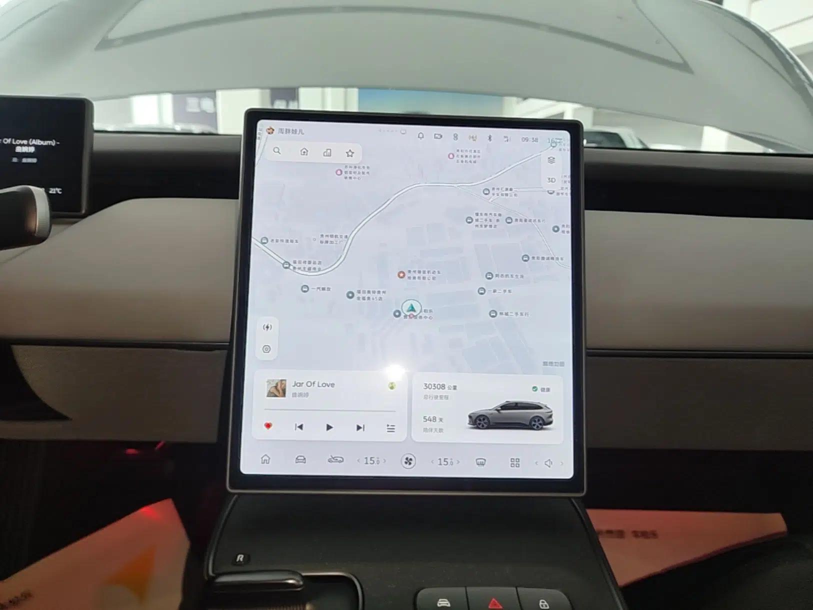 Nio ET5T 2024 75kWh Touring — миниатюра 16