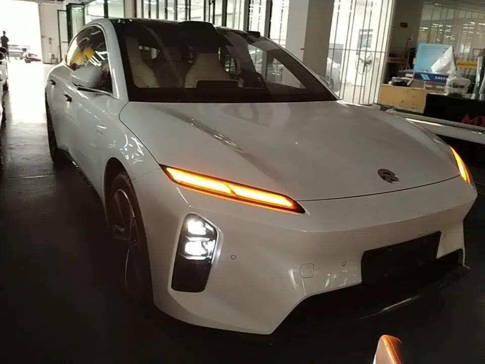 Nio ET5T 2025 75 kWh Touring — миниатюра 6