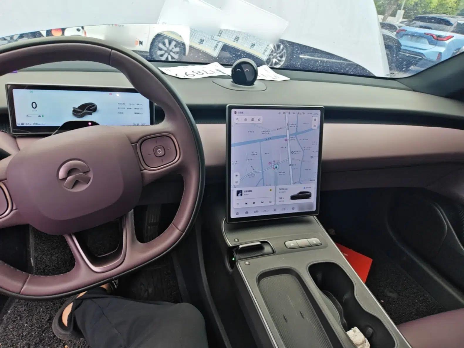 Nio ET5T 2024 75kWh Touring — миниатюра 12