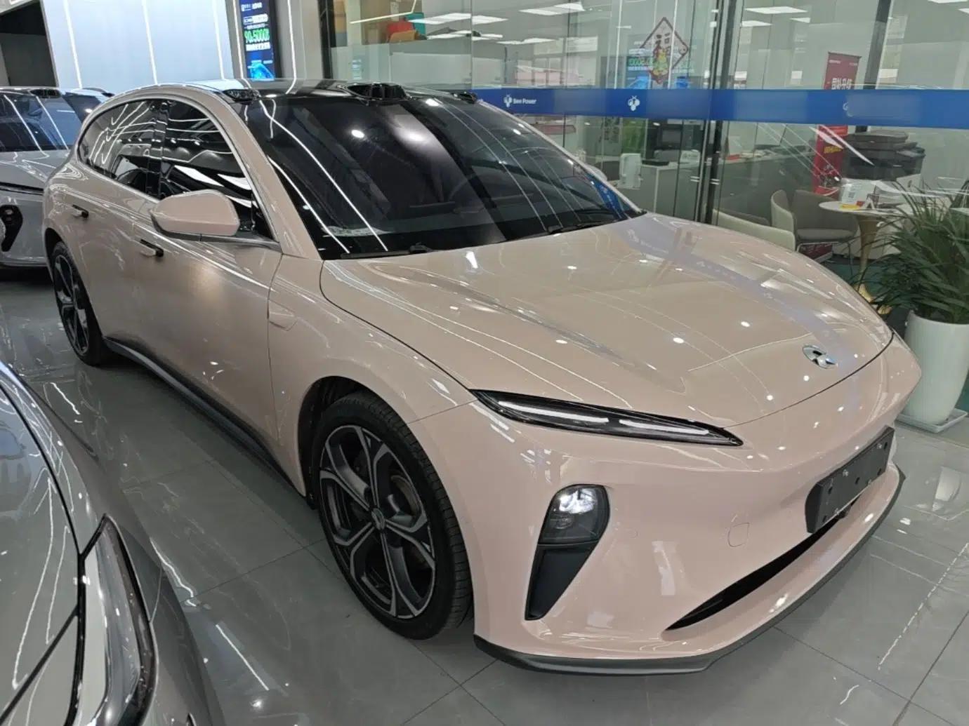 Nio ET5T 2024 75kWh Touring — миниатюра 3