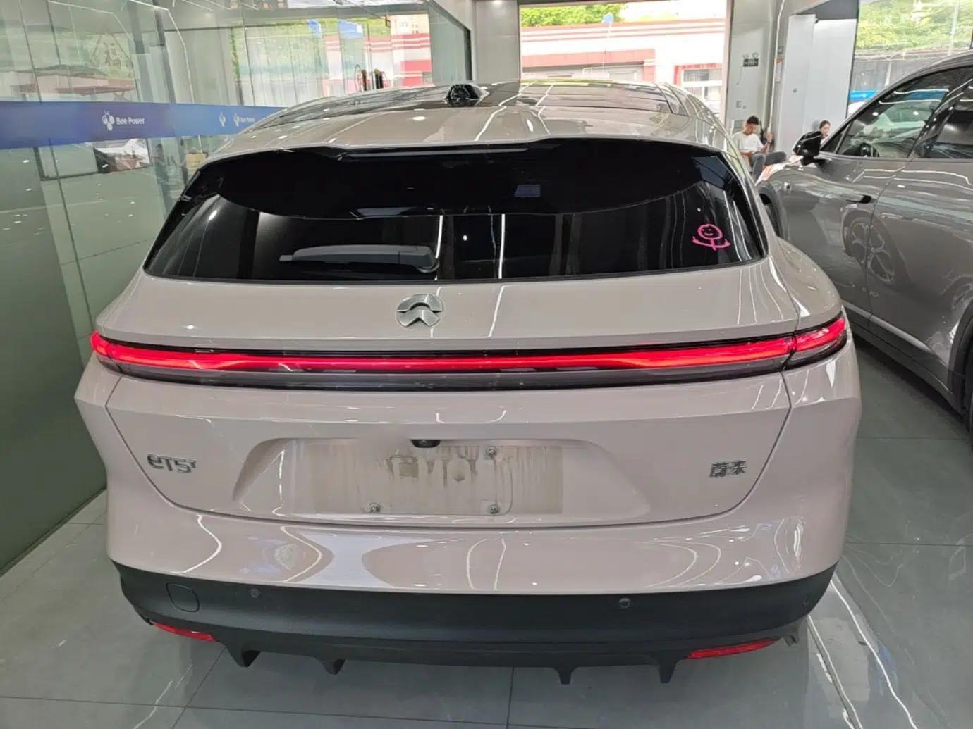 Nio ET5T 2024 75kWh Touring — миниатюра 5