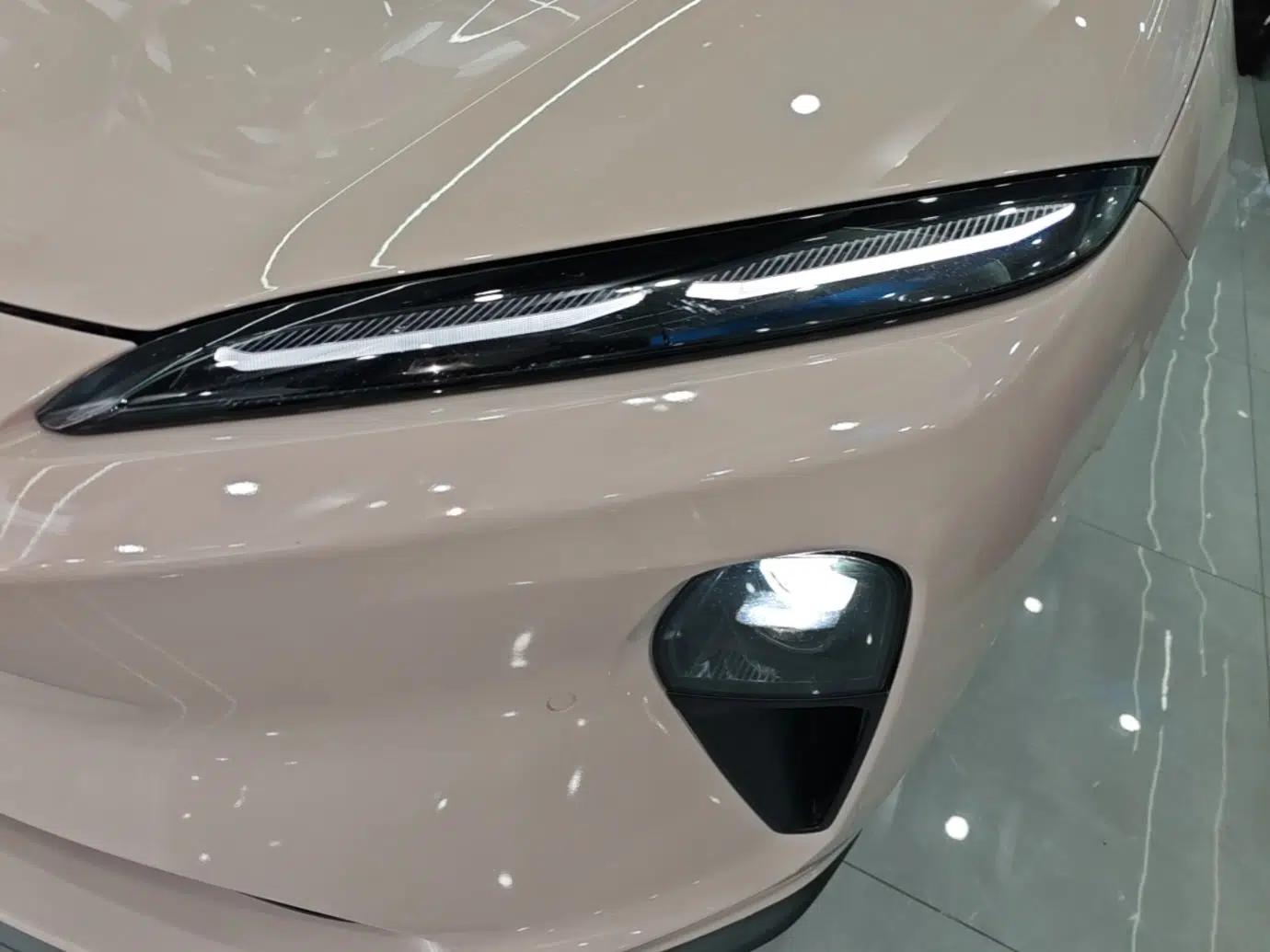 Nio ET5T 2024 75kWh Touring — миниатюра 9