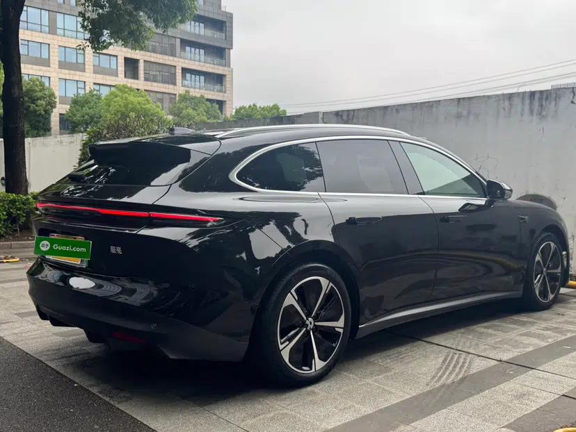Nio ET5T 2024 75kWh Touring — миниатюра 9