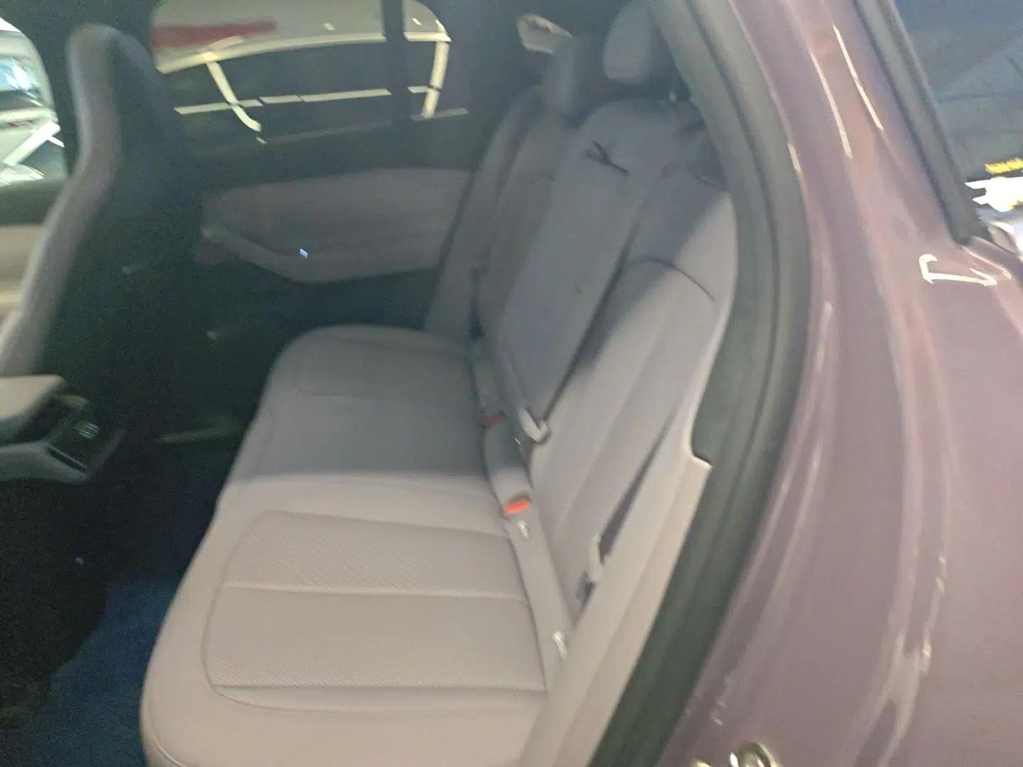Nio EC6 2024 75 kWh — миниатюра 20