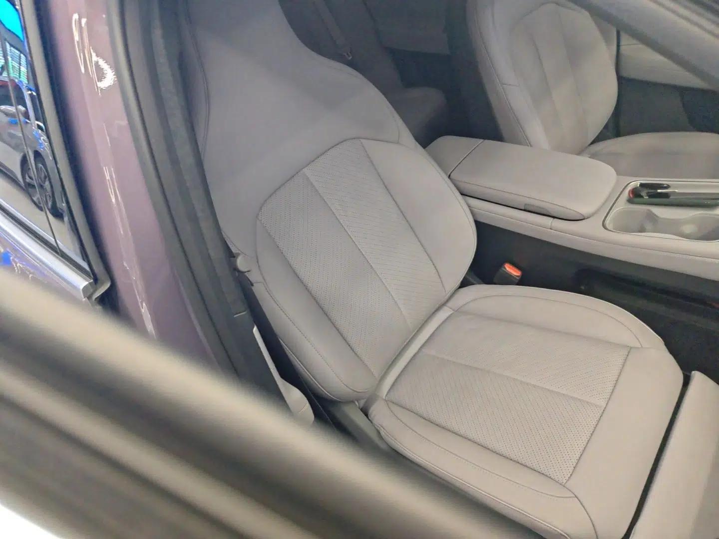 Nio EC6 2024 75 kWh — миниатюра 23