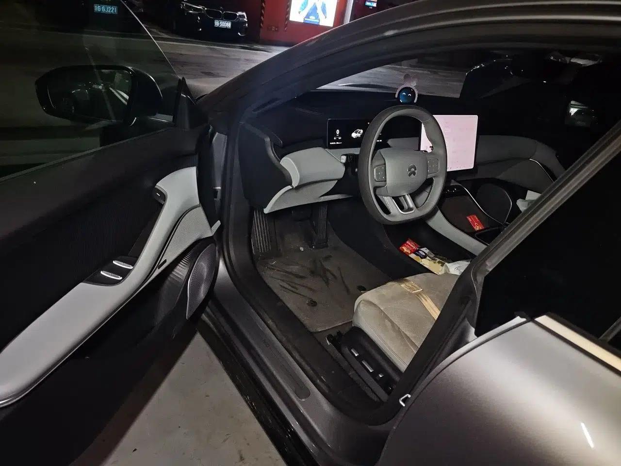 Nio ET5 2025 Model Champion Commemorative Edition, 75kWh — миниатюра 17