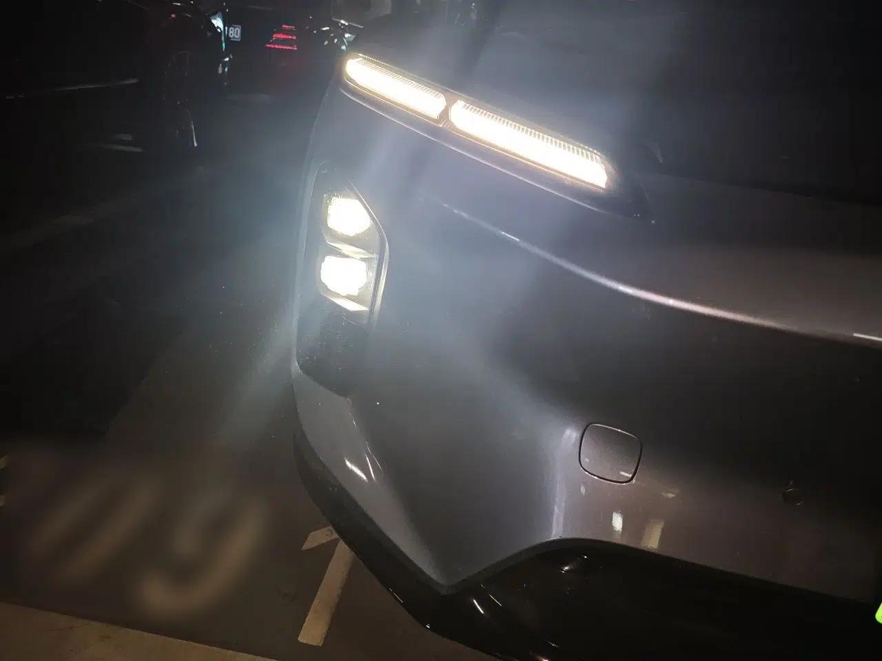Nio ET5 2025 Model Champion Commemorative Edition, 75kWh — миниатюра 7