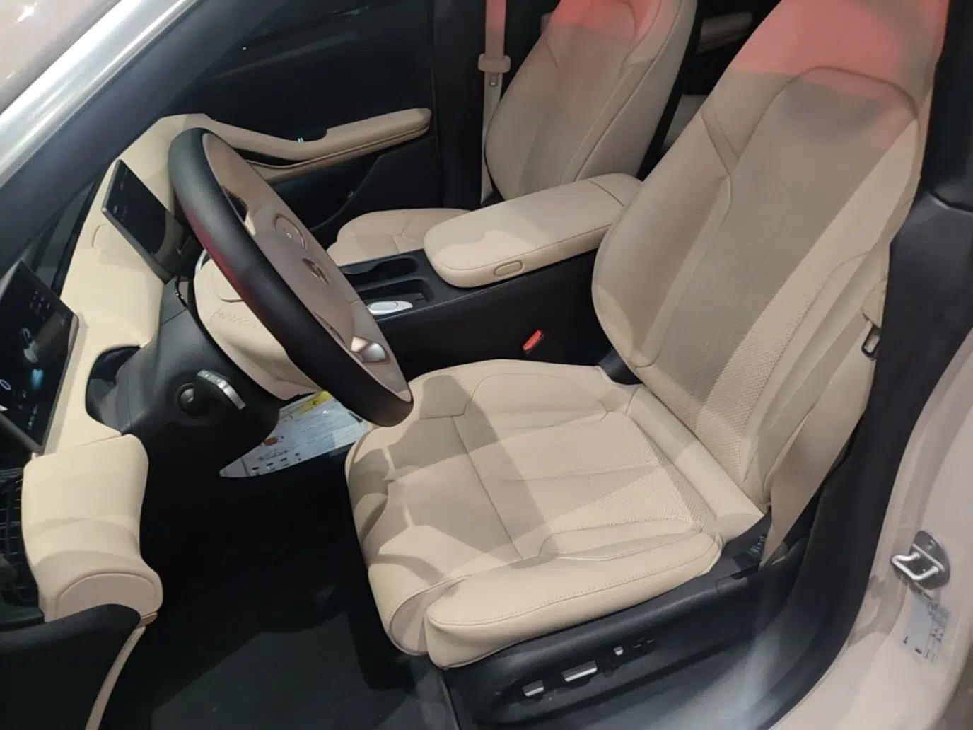Nio ET5 2024 75 kWh — миниатюра 17
