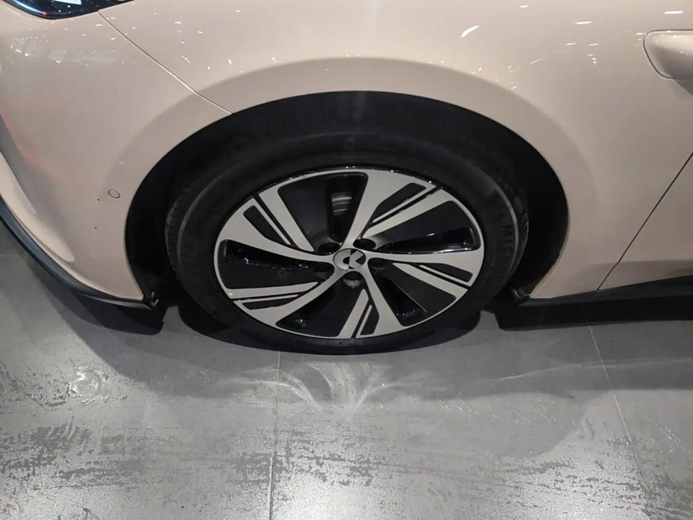 Nio ET5 2024 75 kWh — миниатюра 9