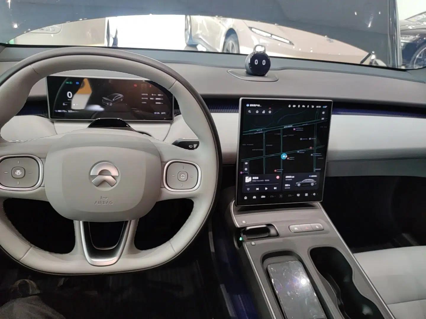 Nio ET5 2024 75 kWh — миниатюра 16