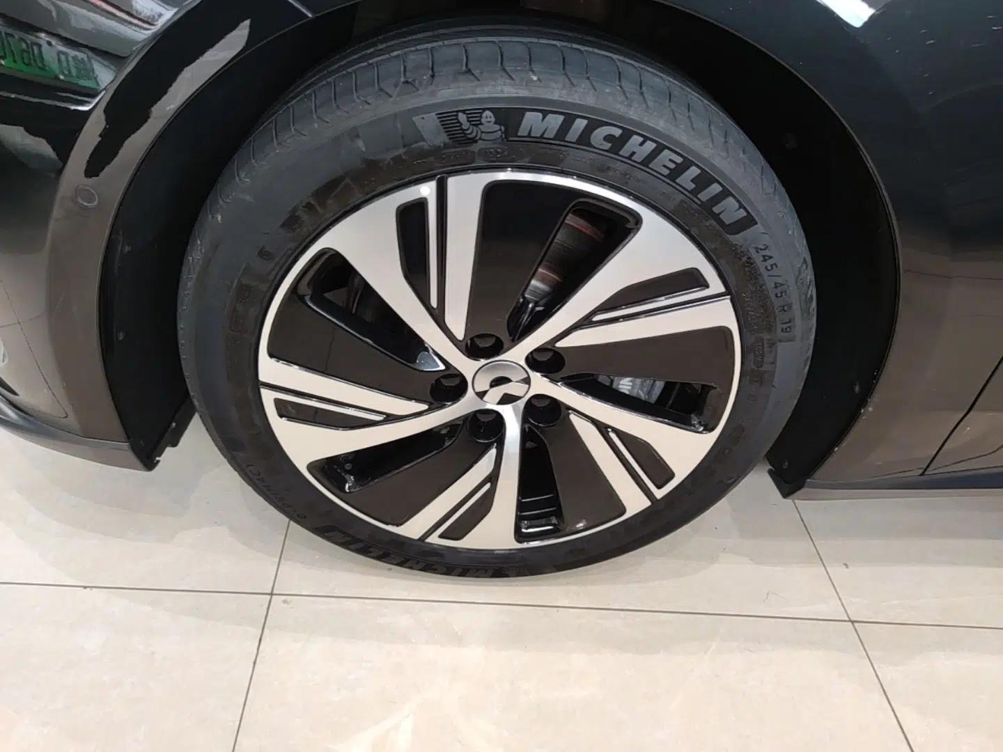 Nio ET5 2024 75 kWh — миниатюра 8