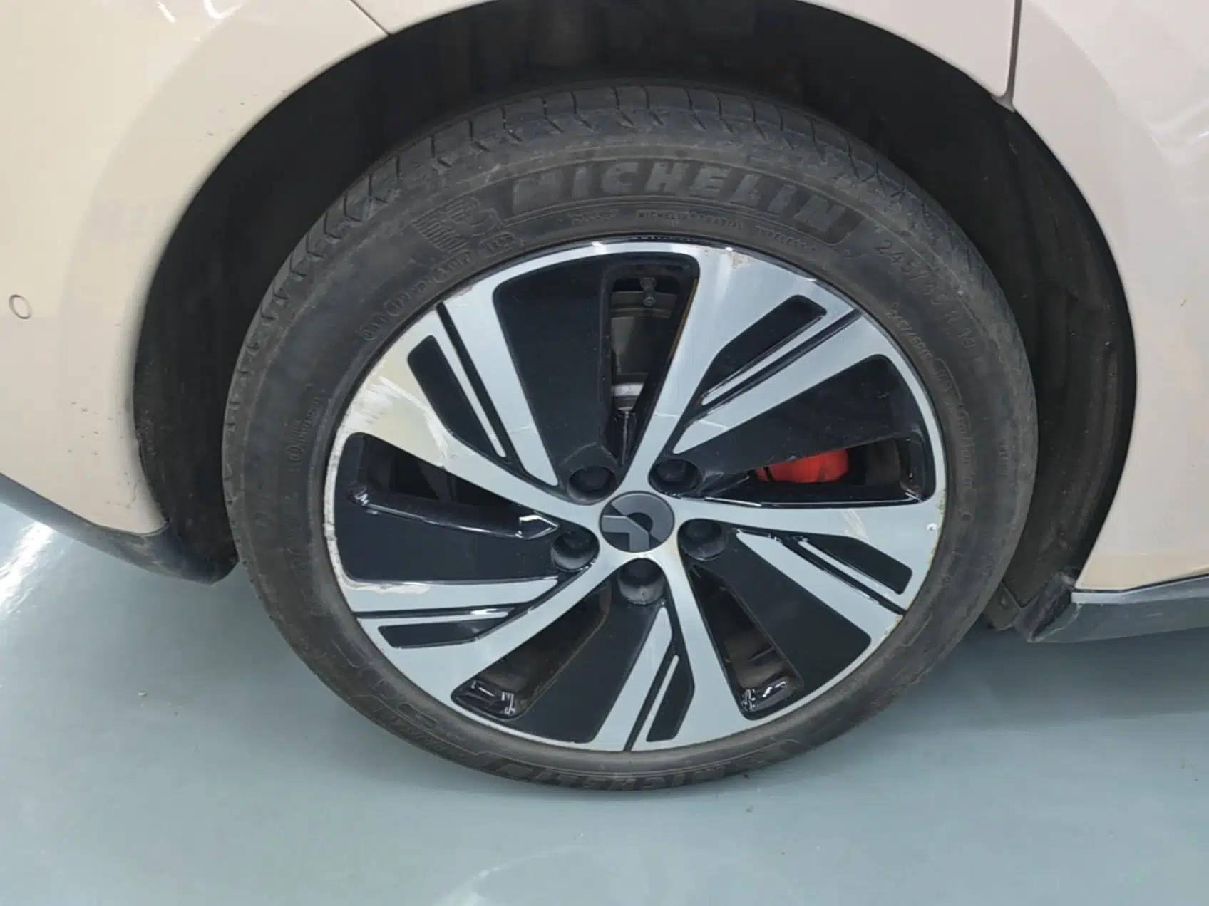 Nio ET5 2022 75 kWh — миниатюра 10