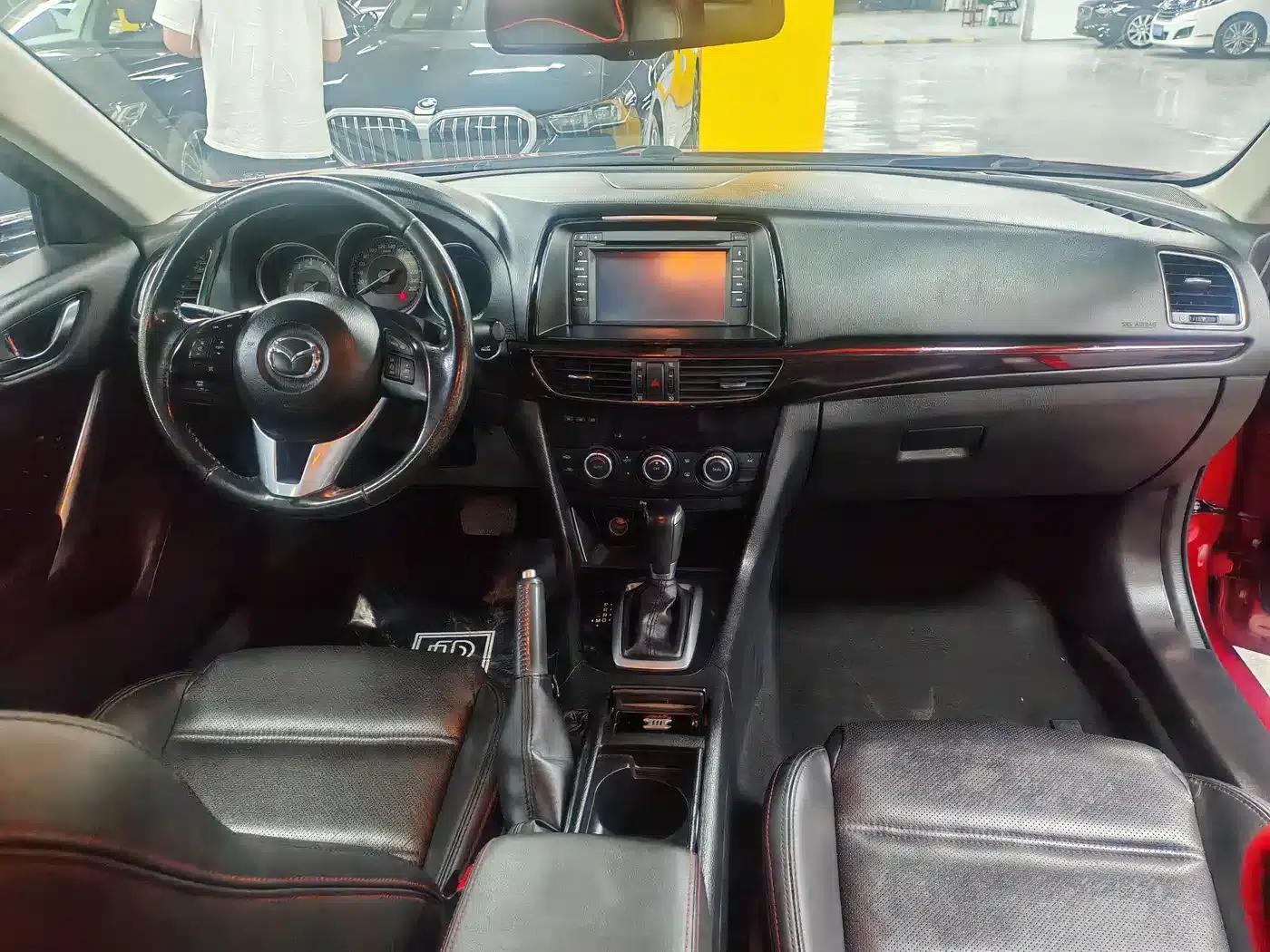 Mazda6 Atenza 2015 2.0L Blue Sky Luxury Edition — миниатюра 4