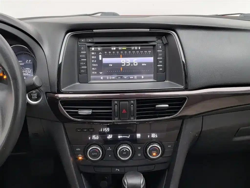 Mazda6 Atenza 2014 2.0L Blue Sky Luxury Edition — миниатюра 12