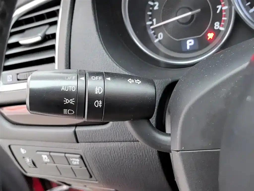 Mazda6 Atenza 2014 2.0L Blue Sky Luxury Edition — миниатюра 21
