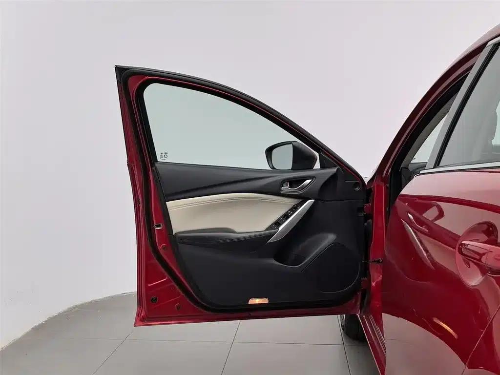 Mazda6 Atenza 2014 2.0L Blue Sky Luxury Edition — миниатюра 8