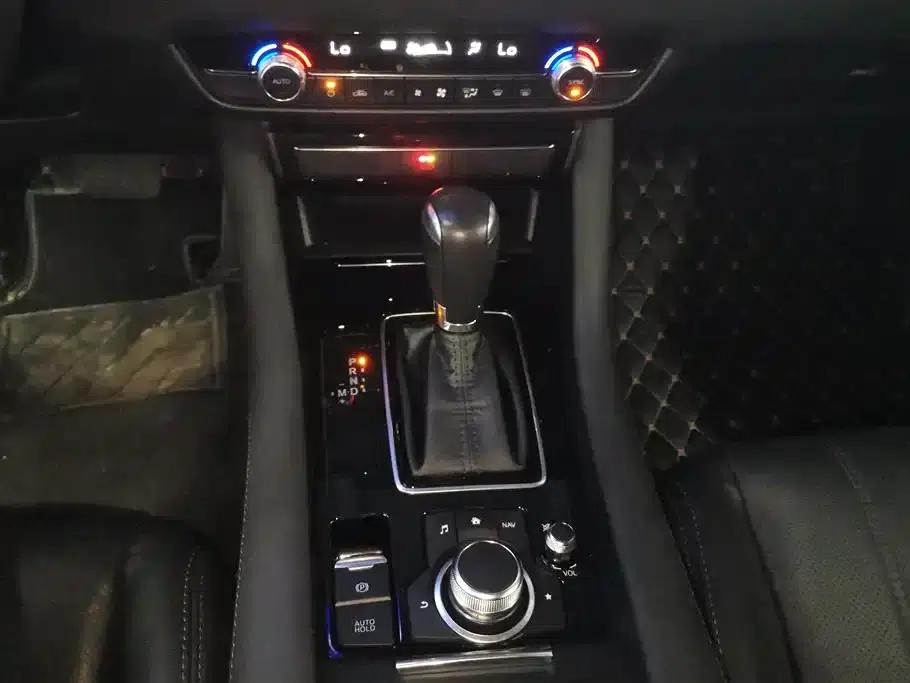 Mazda6 Atenza 2020 2.0L Blue Sky Luxury Edition — миниатюра 16