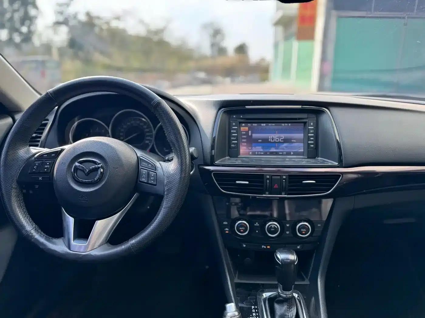 Mazda6 Atenza 2015 2.5L Blue Sky Premium Edition — миниатюра 13