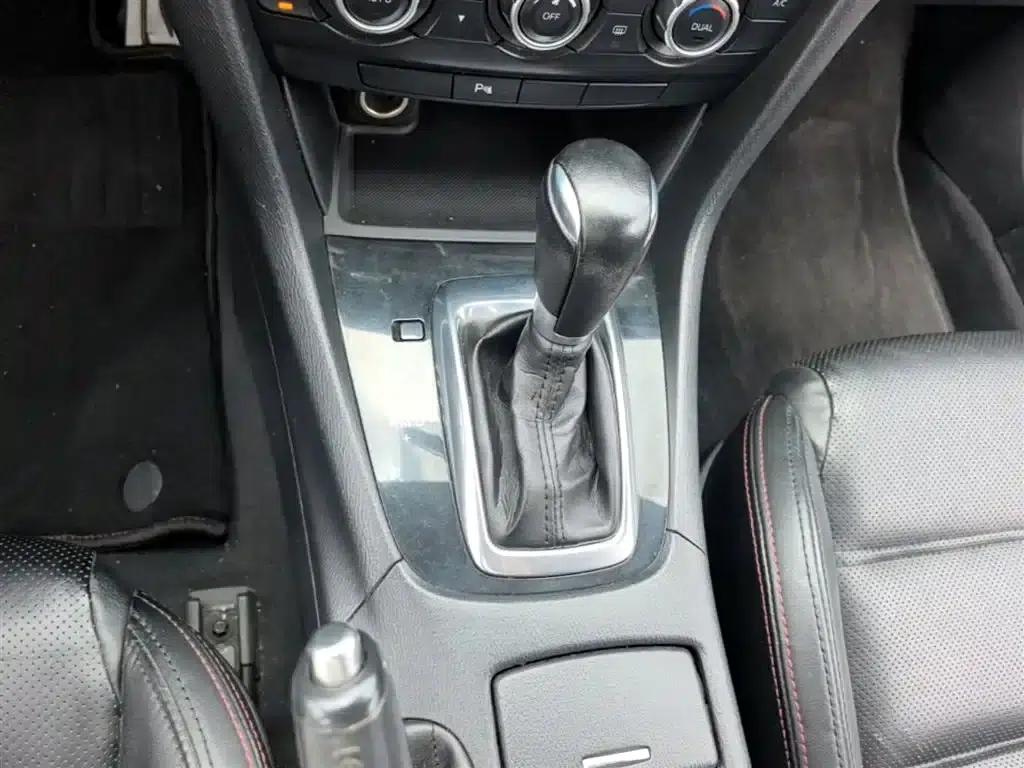Mazda6 Atenza 2015 2.0L Blue Sky Luxury Edition — миниатюра 14