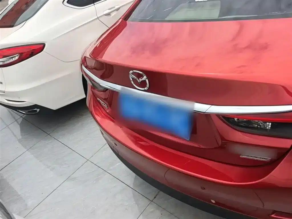 Mazda6 Atenza 2015 2.0L Blue Sky Luxury Edition — миниатюра 6