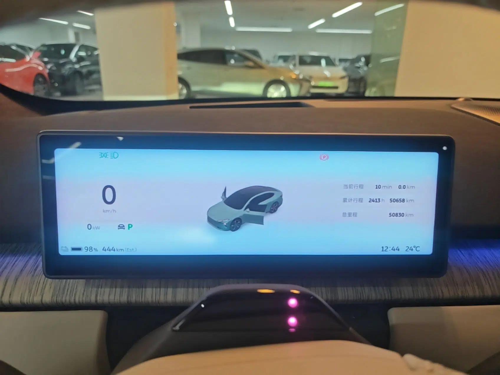 Nio ET7 2022 100kWh First Edition — миниатюра 15