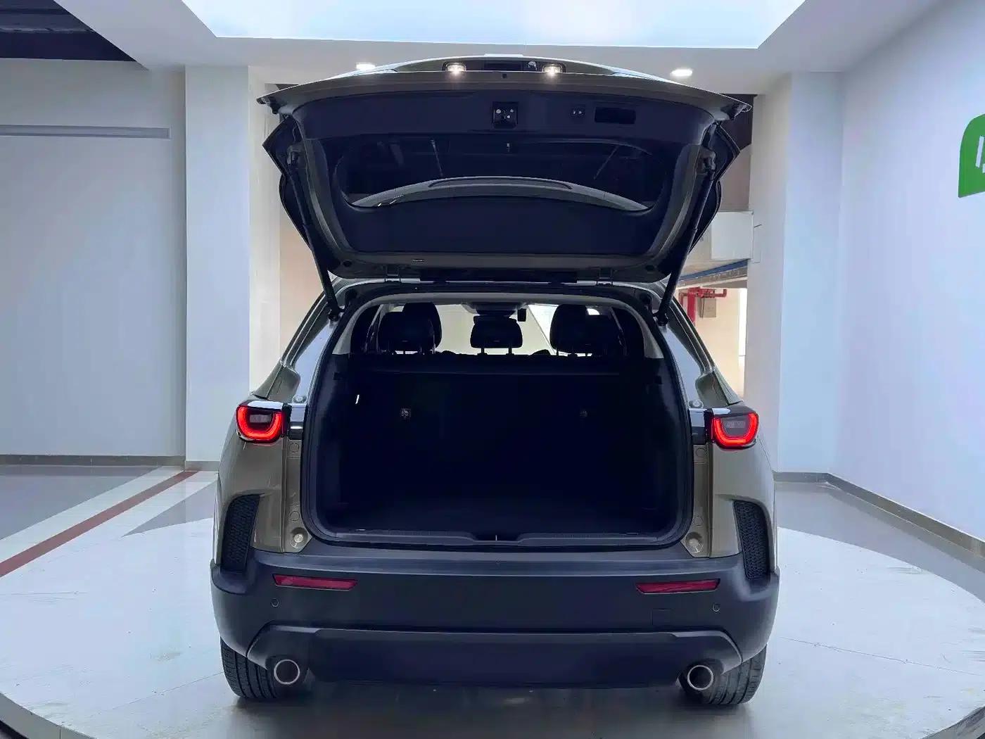 Mazda CX-50 2023 2.0L Comfort Edition — миниатюра 8