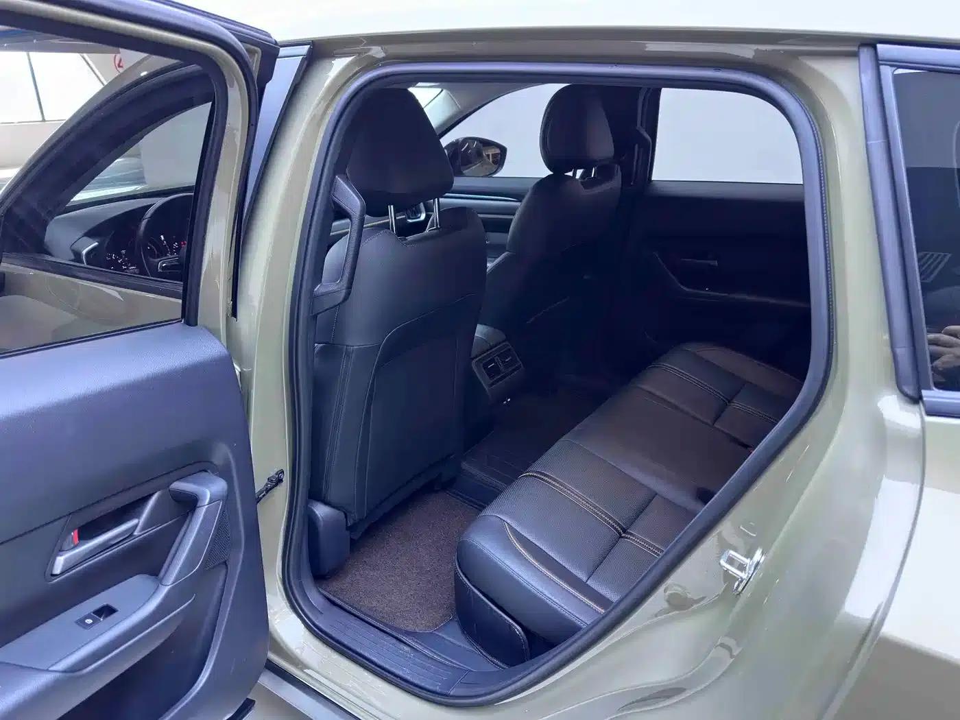 Mazda CX-50 2023 2.0L Comfort Edition — миниатюра 10
