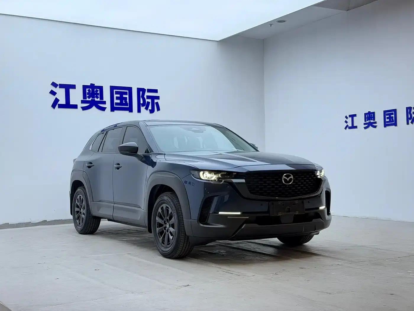 Mazda CX-50 Leading Edition 2023 2.0L — миниатюра 3
