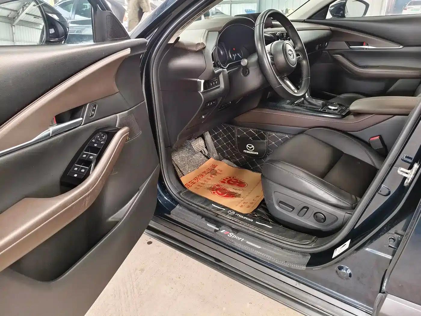 Mazda CX-30 2021 2.0L Automatic Comfort Edition — миниатюра 2