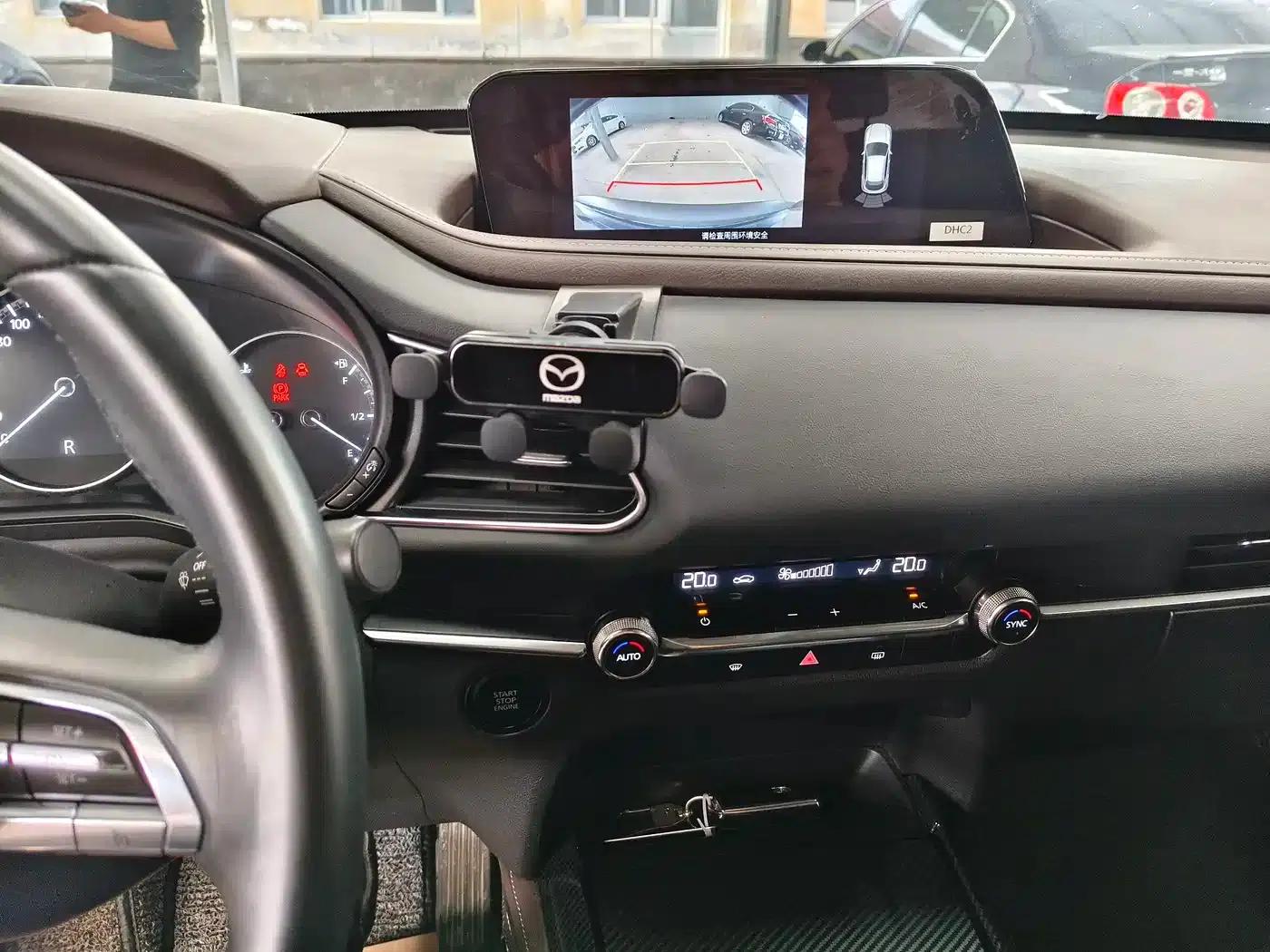 Mazda CX-30 2021 2.0L Automatic Comfort Edition — миниатюра 6