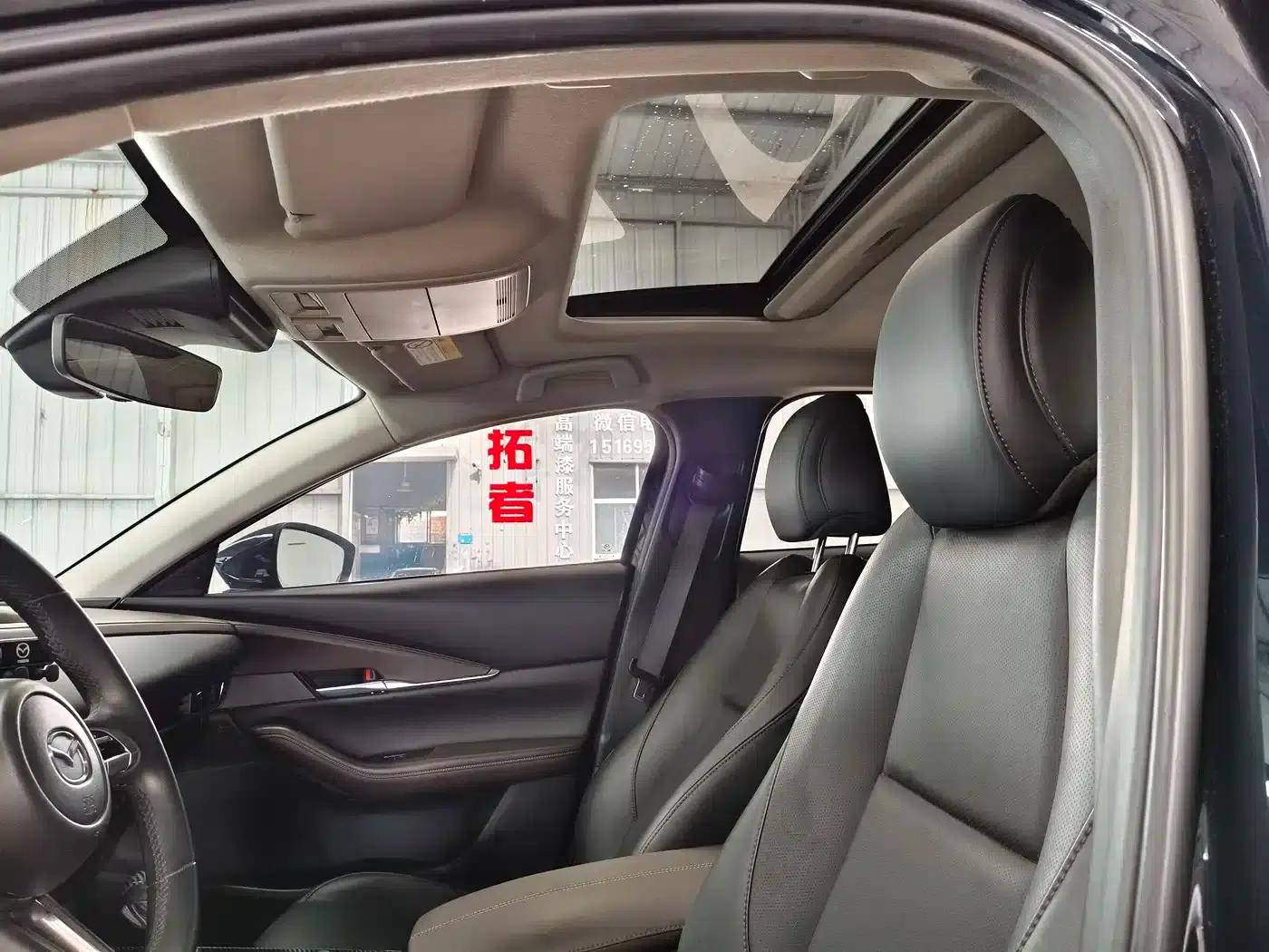 Mazda CX-30 2021 2.0L Automatic Comfort Edition — миниатюра 10