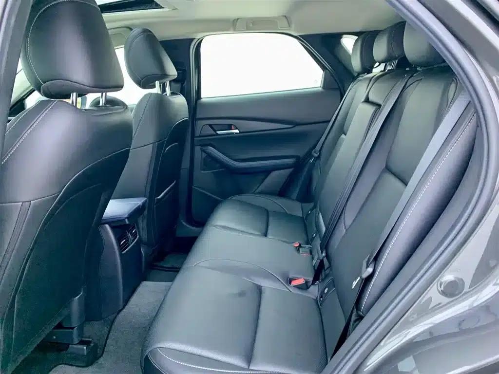 Mazda CX-30 2020 2.0L Automatic Comfort Edition — миниатюра 12